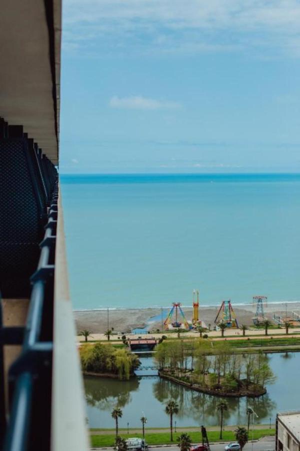 General Sea View Apartments In Orbi City Батуми Экстерьер фото